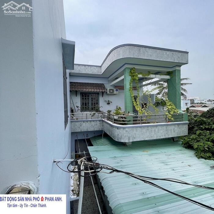 Hình ảnh [ Bán gấp ] nhà phố Quận 9 | Hẻm xe hơi đường Đình Phong Phú | 135 m2 đất, chưa đến 41 tr/m2. 0