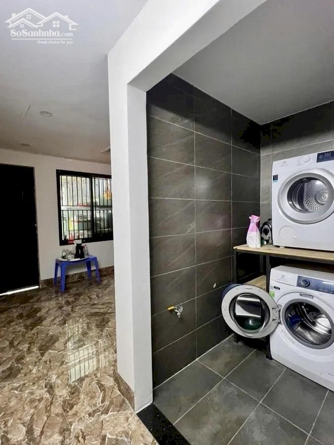 Hình ảnh Bán Nhà Phân Lô Trung Kính - Cầu Giấy, 40m, 6 tầng, 3PN, Ô tô Đỗ Cửa, Ngõ Đẹp, Full Đồ, Giá 20 tỷ 6