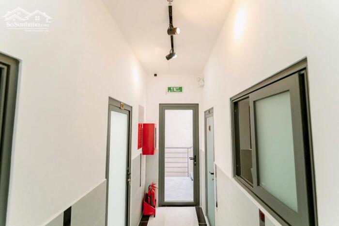 Hình ảnh CHDV 8 tầng mới hẻm 656 Quang Trung ngang 8m 200m2 75PN TN 220tr gần chợ HHT 50 tỷ. 13