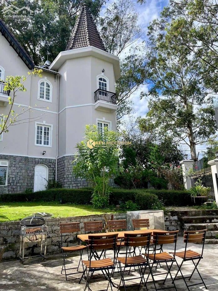 Hình ảnh Bán gấp biệt thự sân vườn Đà Lạt – vị trí đẹp – 4 phòng – 28 tỷ 8