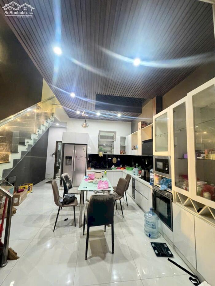 Hình ảnh HIẾM _ MẶT TIỀN 5,5 M NHƠN HOÀ NGAY BẾN XE TRUNG TÂM _ 3 TẦNG, 90 M2, 3PN | GIÁ 5,75 TỶ 1