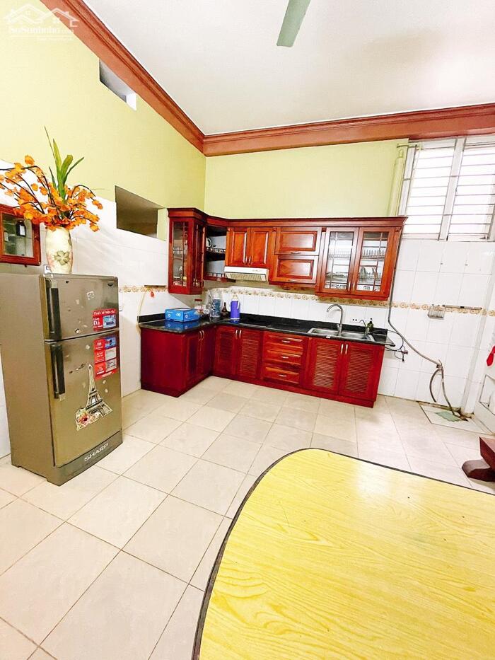 Hình ảnh Bán nhà 3 tầng phố Nguyễn đức định, Liên bảo, Vĩnh yên 3