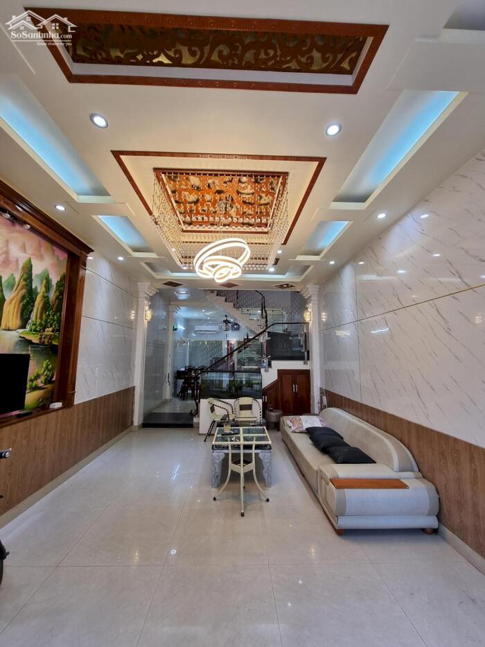 Hình ảnh Cho thuê nhà phố Văn Cao, 4 p.ngủ khép kín, DT: 70m2. 0