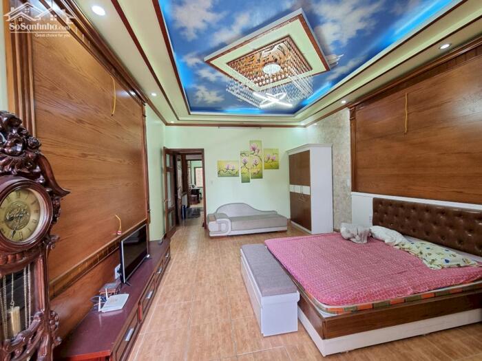 Hình ảnh Cho thuê nhà phố Văn Cao, 4 p.ngủ khép kín, DT: 70m2. 6