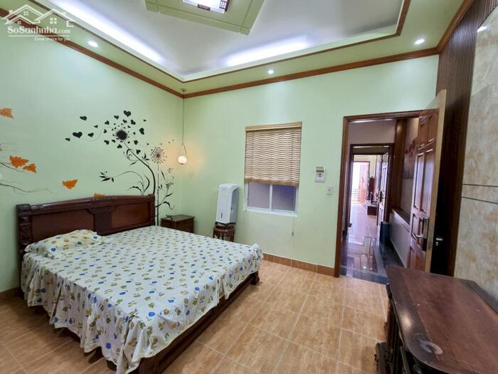 Hình ảnh Cho thuê nhà phố Văn Cao, 4 p.ngủ khép kín, DT: 70m2. 5