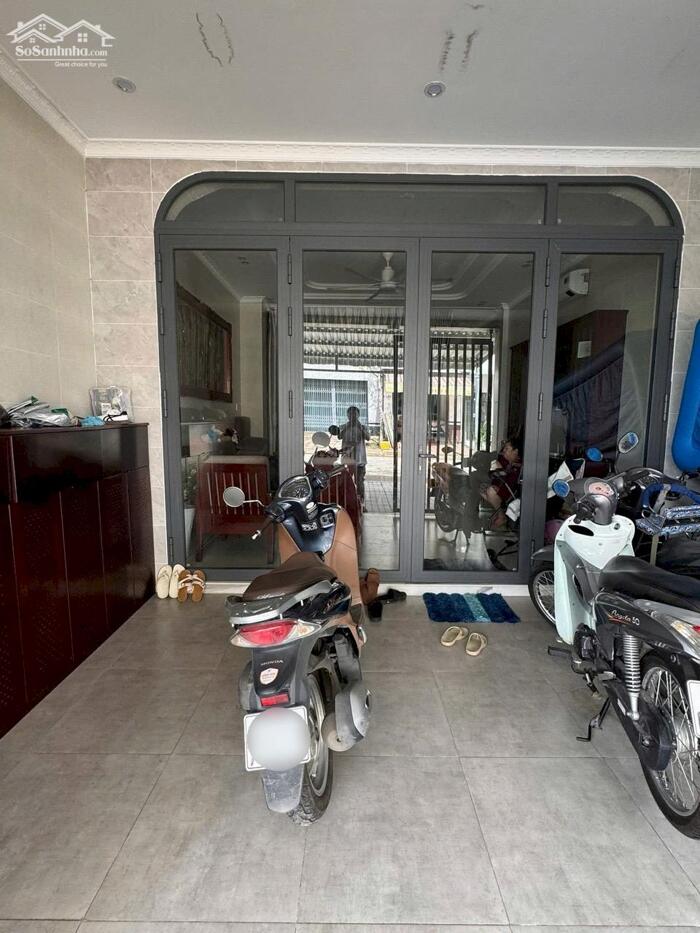 Hình ảnh Bán Nhà Trệt Lầu Đường Xuân Hồng - cách BV Nhi Đồng chỉ 50m, P.Long Tuyền 0