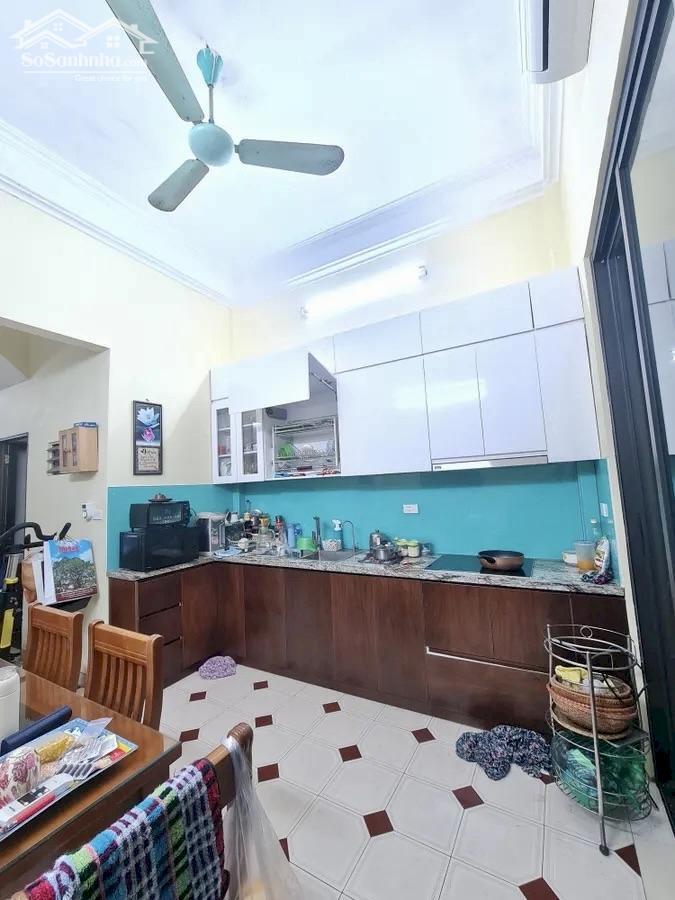 Hình ảnh Nhà 78m đường Cầu Giấy, Dân Xây 4 Tầng, Gara Ô tô, 2 Thoáng, Ngõ Nông, Giá 23.7 tỷ 2