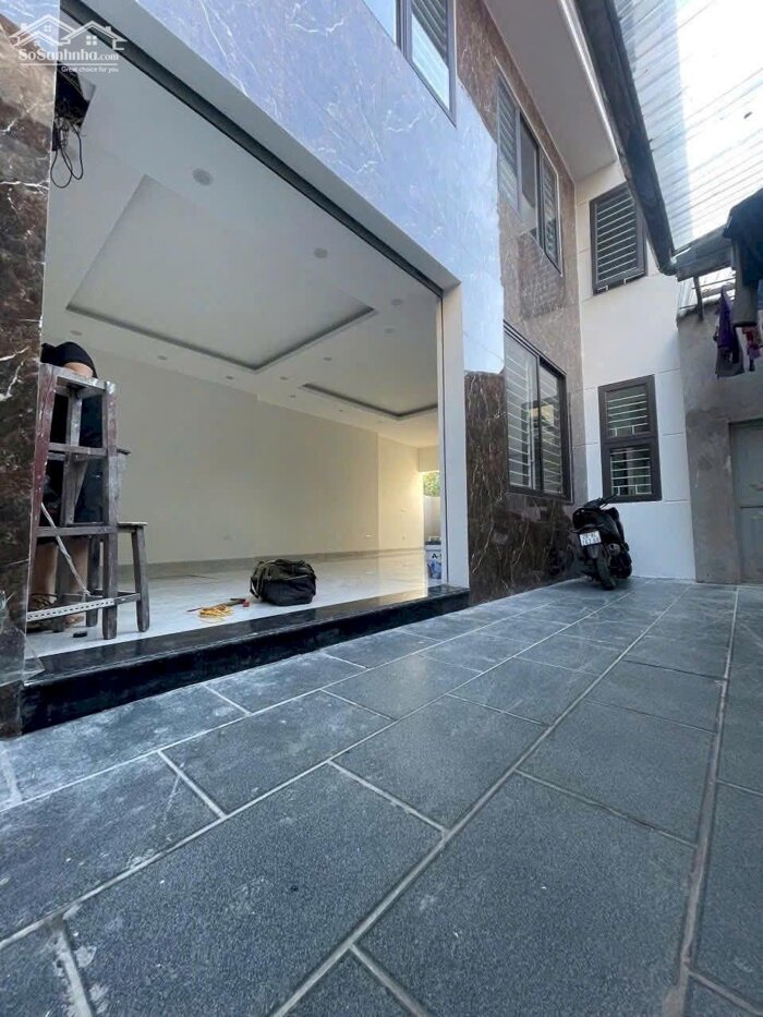 Hình ảnh Bán Nhà Sài Đồng Long Biên 70m2 Xây 5 Tầng Thang Máy Giá 9.8 Tỷ. 0