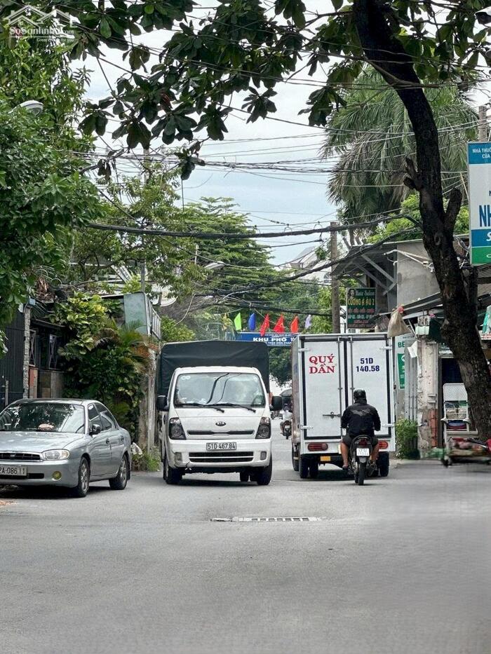 Hình ảnh Nhà phố 3 lầu hẻm 8m Tô Ngọc Vân ngang 5.3m 132m2 ở ngay tặng NT đẹp chỉ 12.3 tỷ. 2