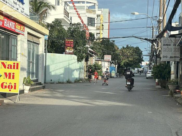 Hình ảnh Nhà phố 3 lầu hẻm 8m Tô Ngọc Vân ngang 5.3m 132m2 ở ngay tặng NT đẹp chỉ 12.3 tỷ. 6