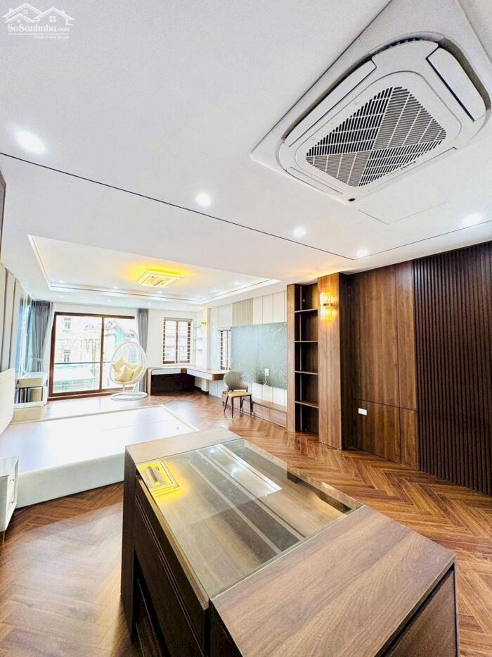 Hình ảnh Bán Nhà Lô Góc đối diện Aeon Long Biên - Gara 2 ô tô - Full nội thất. Lh 0965858116 4