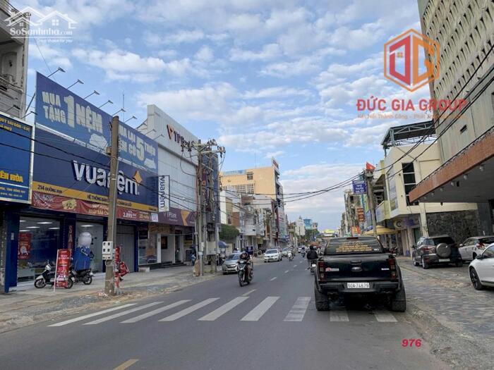 Hình ảnh Bán nhà mặt tiền kinh doanh đường 30 tháng 04, phường Trấn Biên; sổ hồng 94m2 giá 13.5 tỷ 5