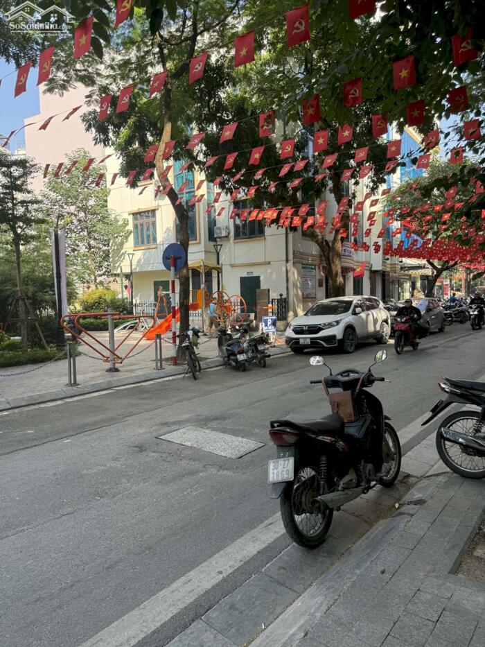 Hình ảnh Bán Nhà Mặt Phố Trúc Bạch Ba Đình 95m2-4T 1 SỔ 1 CHỦ VIEW HỒ 56 Tỷ Có Thương Lượng. 5