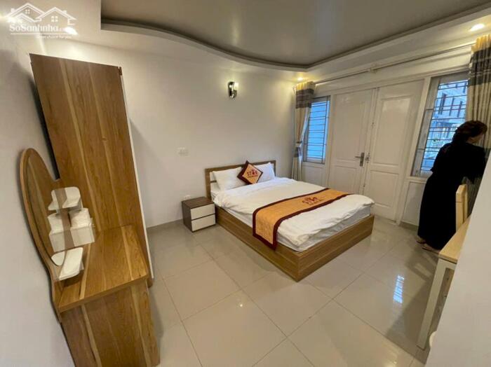 Hình ảnh Cho thuê nguyên căn 10 ngủ khép kín phố Văn Cao, DT: 120m2. 4