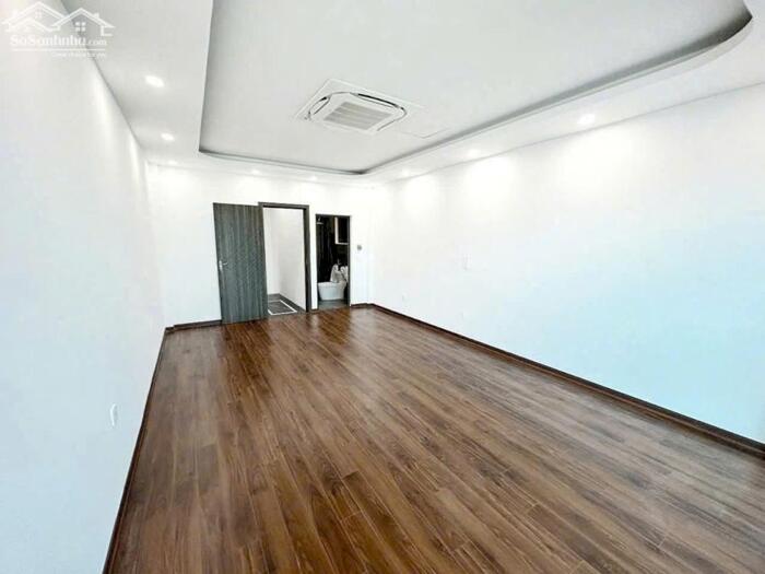 Hình ảnh Bán Nhà Đối diện Aeon Long Biên. Gara Ô tô - Thang Máy - 42m x 6T. Lh 0965858116 5