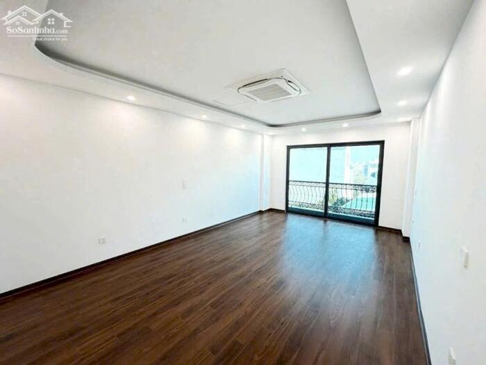 Hình ảnh Bán Nhà Đối diện Aeon Long Biên. Gara Ô tô - Thang Máy - 42m x 6T. Lh 0965858116 4