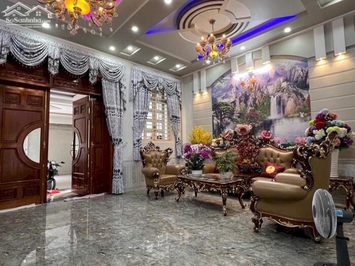 Hình ảnh Bán nhà MTKD ngay Metro Hiệp Phú Q12 ngang 6.6m 165m2 3 tầng đẹp vào ở và KD chỉ 17.5 tỷ. 0