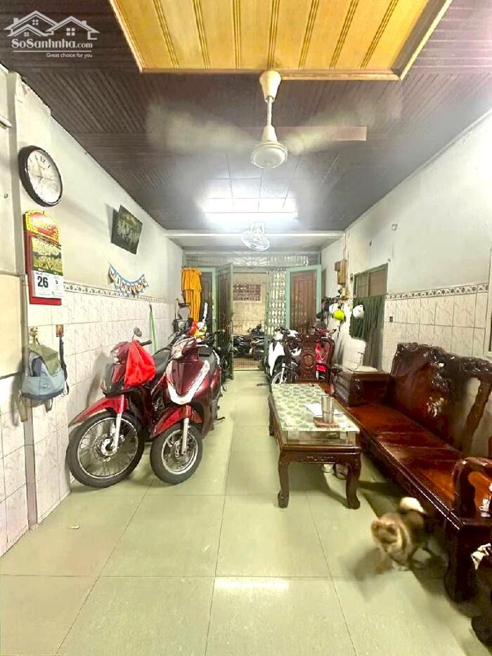 Hình ảnh BÁN NHÀ NGÔ GIA TỰ, QUẬN 10, 110M2 DTSD, HẺM 4M, 2 TẦNG, CHỦ Ở LÂU ĐỜI, 4PN CHO THUÊ, CHỈ 7.X TỶ 2