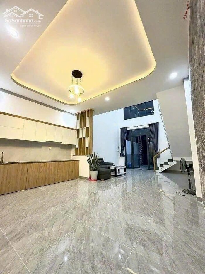 Hình ảnh bán gấp căn nhà trung tâm phường – Sổ riêng thổ cư 3