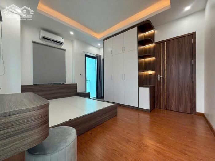 Hình ảnh Bán nhà 40m 5T mới lô góc 3 thoáng thang máy full nội thất Thượng Cát, Bắc Từ Liêm 1