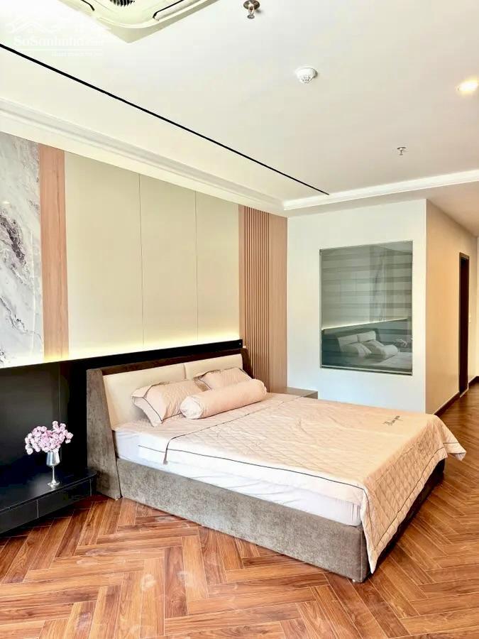 Hình ảnh Nhà 7 Tầng Thang Máy Xuân Thuỷ - Cầu Giấy, 56m, Full Nội Thất, Gara Ô tô, Ở+Văn Phòng, Giá 27.8 tỷ 3