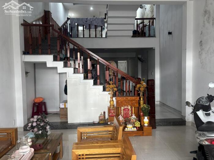 Hình ảnh Gia đình cần tiền bán gấp căn nhà 2 tầng mặt tiền 10m5 Dương Văn Nga , Phường Sơn Trà ⭐️⭐️⭐️⭐️ 0