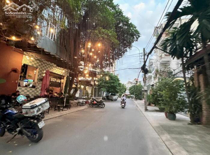 Hình ảnh Bán Biệt thự 3 lầu mái Thái ngang 11m 275m2 có hầm T.máy Dương Quảng Hàm tặng NT 46.8 tỷ. 4