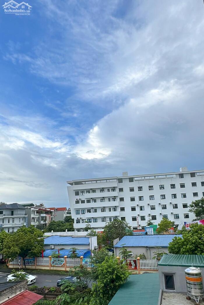 Hình ảnh NHÀ 3 TẦNG LÔ GÓC, NGÕ PHỐ NGUYỄN LƯƠNG BẰNG TPHD 1