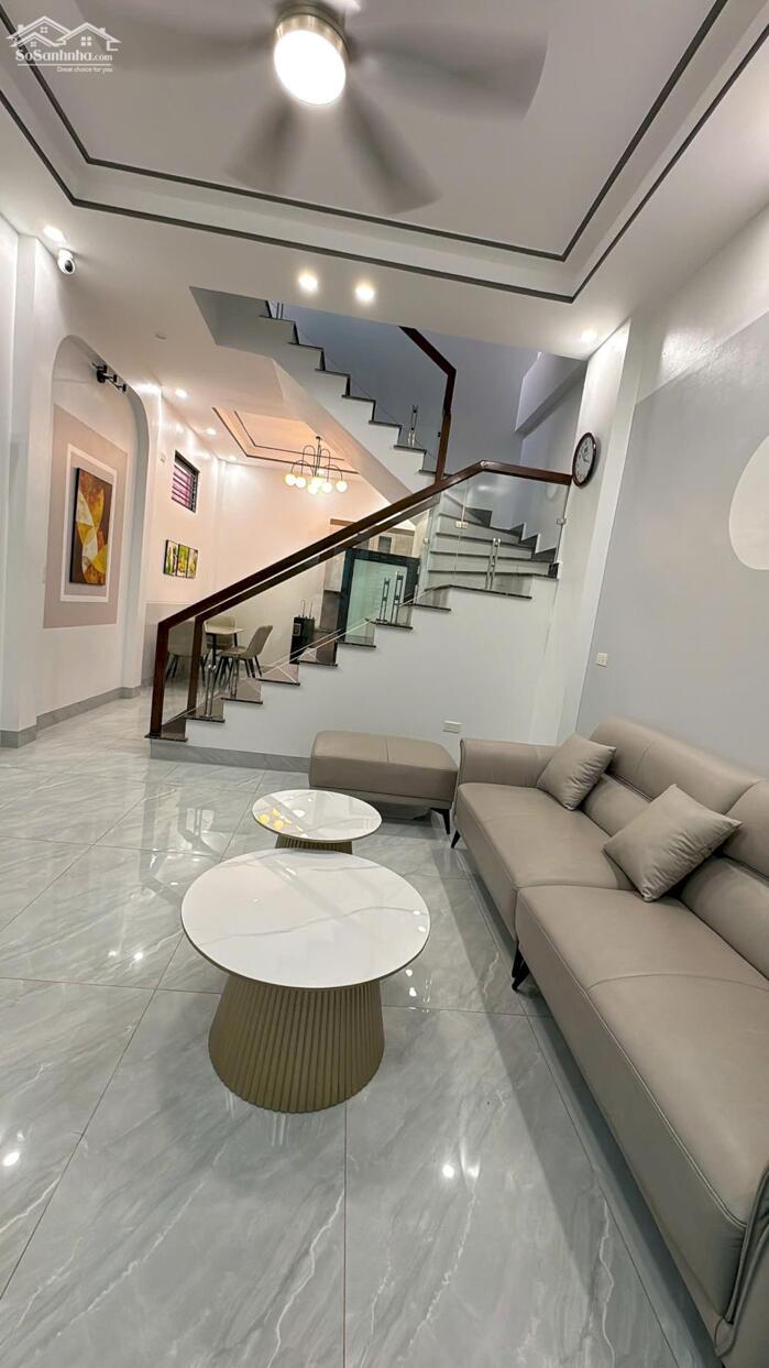 Hình ảnh NHÀ 3 TẦNG LÔ GÓC, NGÕ PHỐ NGUYỄN LƯƠNG BẰNG TPHD 5