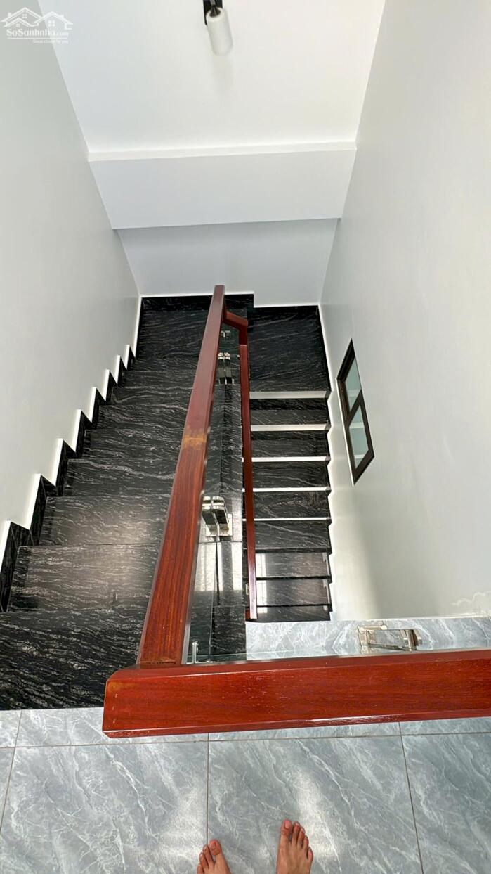 Hình ảnh NHÀ 3 TẦNG LÔ GÓC, NGÕ PHỐ NGUYỄN LƯƠNG BẰNG TPHD 18