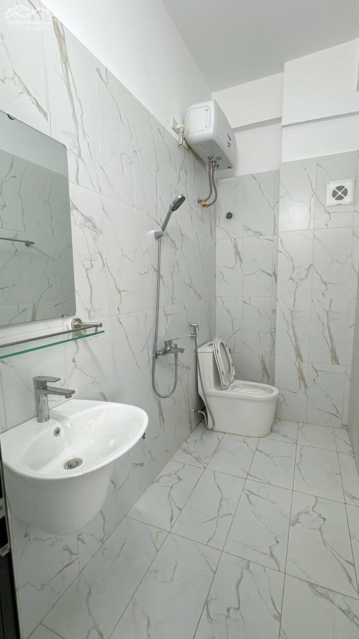 Hình ảnh NHÀ 3 TẦNG LÔ GÓC, NGÕ PHỐ NGUYỄN LƯƠNG BẰNG TPHD 19