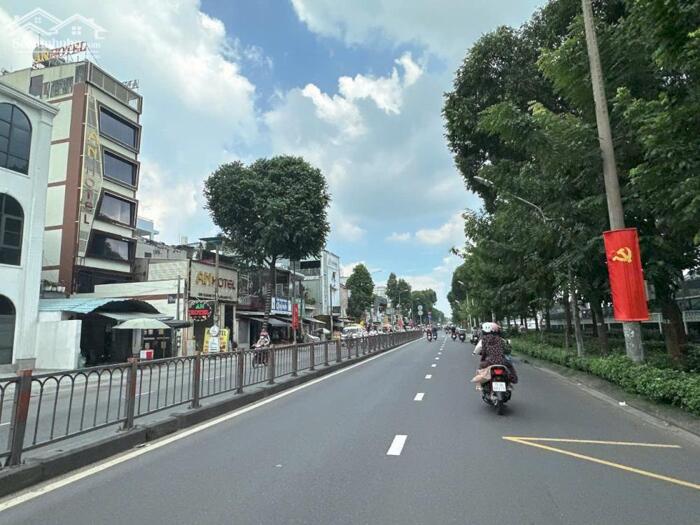 Hình ảnh Nhà đẹp 5 lầu hẻm 872 Quang Trung ngang 4m 88m2 gần trường Nguyễn Công Trứ nhỉnh 12 tỷ. 2