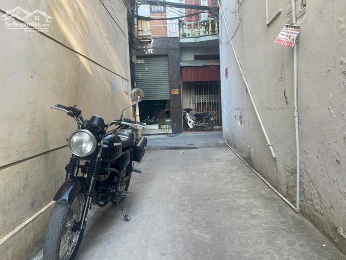 Hình ảnh Bán 41m2 nhà 2 tầng vẫn ở tốt, ngõ 96 Thượng Thanh, khu dân cư yên tĩnh, phù hợp định cư được ngay 3