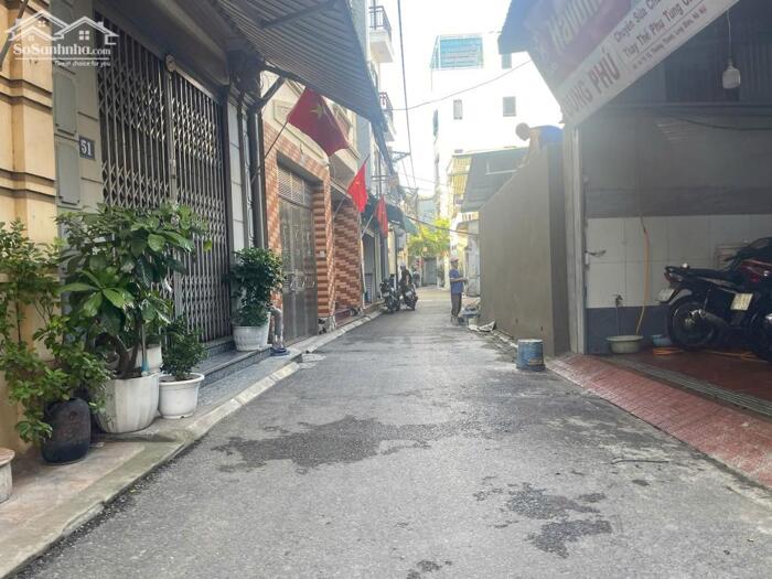 Hình ảnh Bán 41m2 nhà 2 tầng vẫn ở tốt, ngõ 96 Thượng Thanh, khu dân cư yên tĩnh, phù hợp định cư được ngay 2