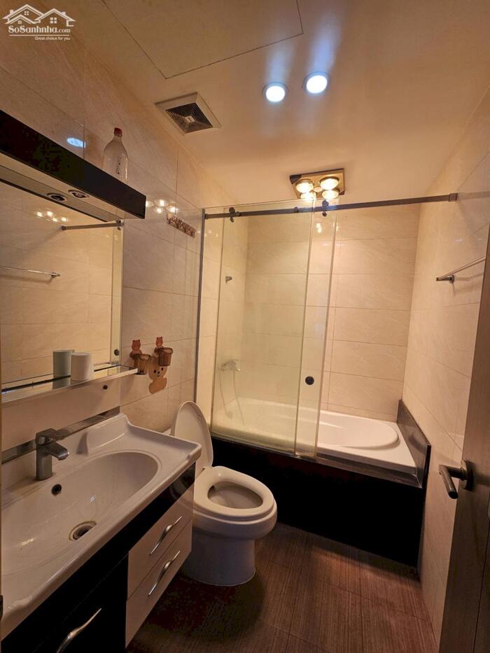 Hình ảnh CHo thuê căn hộ 3pn full đồ chung cư new horizon 87 lĩnh nam 12