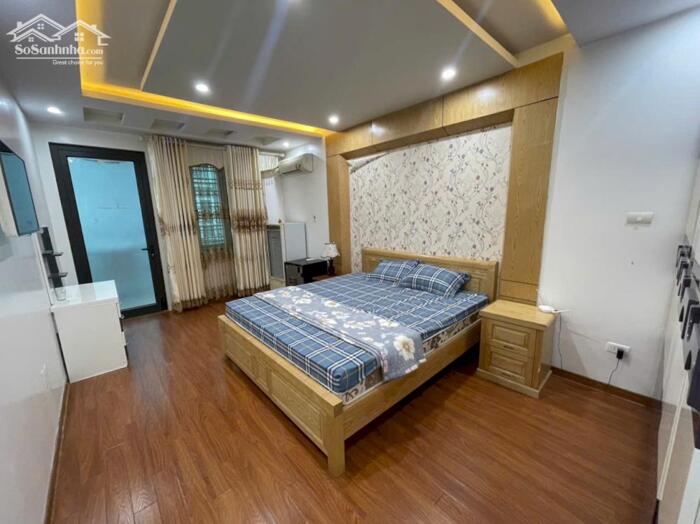 Hình ảnh Cho thuê nhà mặt phố Văn Cao, 4 ngủ khép kín, DT: 70m2. 5