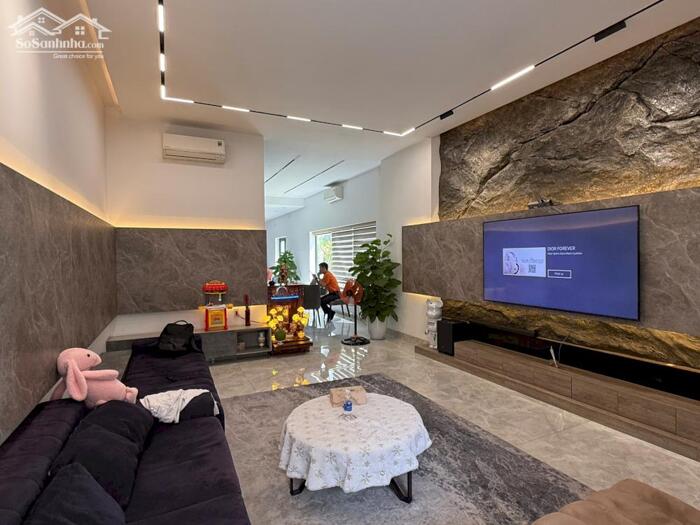 Hình ảnh Cần bán nhà 5 tầng MT Thích Quảng Đức.Đà Nẵng 0