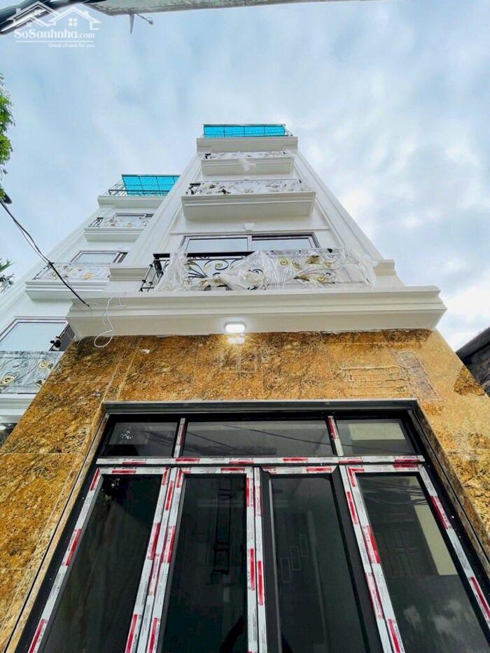 Hình ảnh Bán nhà Trường Chinh, Ngã Tư Sở, 6 tầng, thang máy, Full nội thất, Gần Royal City. 0