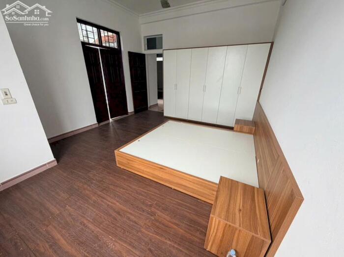 Hình ảnh Bán nhà 3 tầng có 4 phòng ngủ tại khu Đồng Tum, Liên Bảo, Vĩnh Yên 1