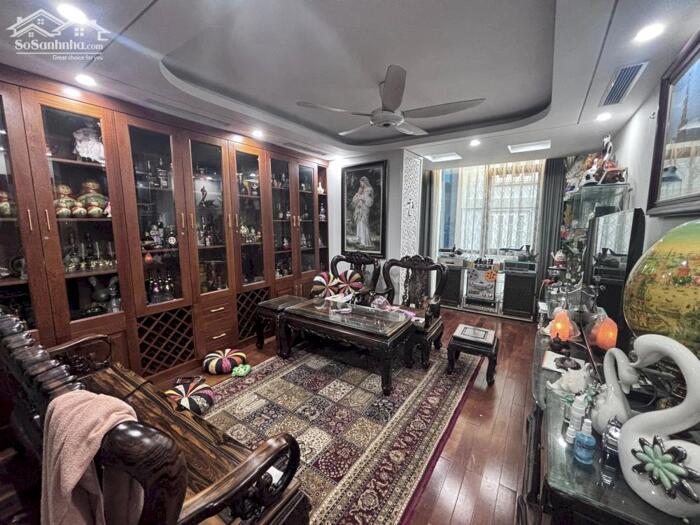 Hình ảnh Bán Nhà Phố Nguyễn Chánh Cầu Giấy 61m2-7T Th/Máy 2 THOÁNG 40 Tỷ Có Thương Lượng. 1