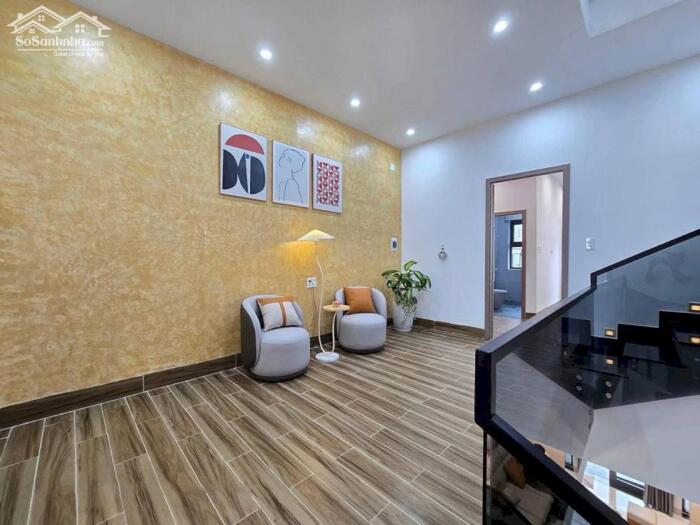 Hình ảnh Chính chủ gửi bán nhà 3 tầng MT đường Nguyễn Viết Xuân.P Hoà Khánh.Đà Nẵng 3