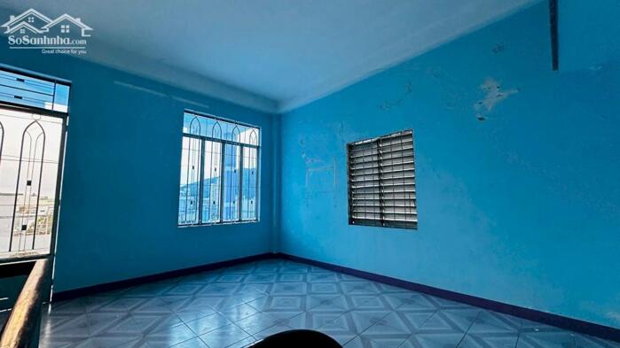 Hình ảnh Bán Nhà 3 Tầng 1 Tum Sân Thượng Hẻm Lạc Thiện - Phường Bắc Nha Trang Cách Biển 300M - Sổ Hồng Sẵn Công Chứng Ngay Và Luôn 9