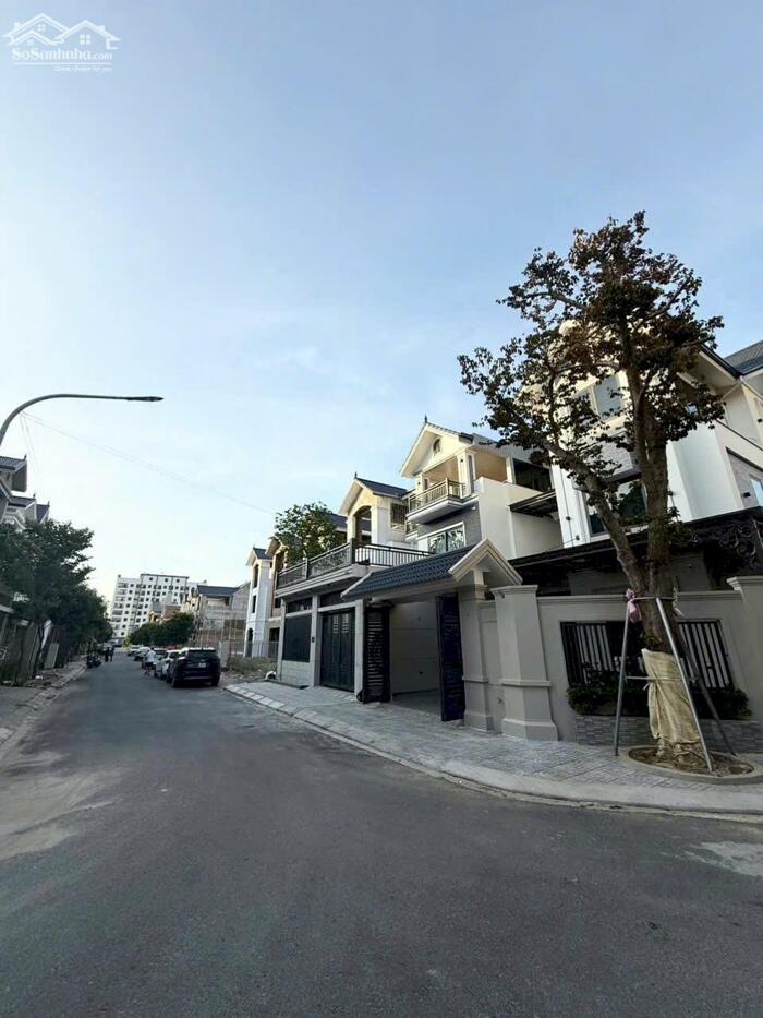 Hình ảnh Bán Nhà xây thô 136m2 căn góc 3 mặt tiền dự án Yên Hoà, Quán Bàu, TP Vinh 0