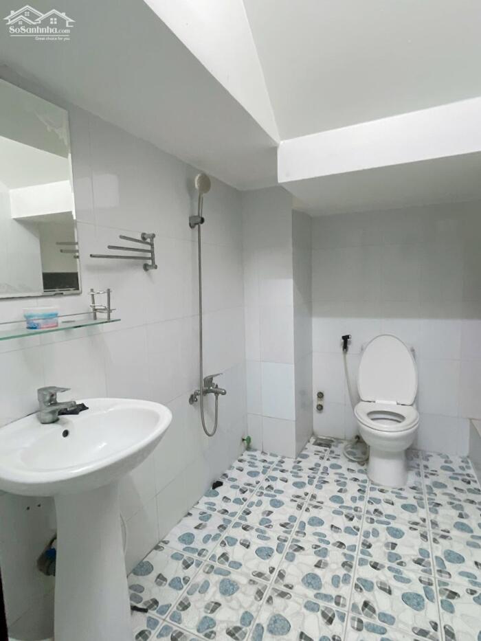 Hình ảnh 18 triệu - CHO THUÊ NHÀ 4 TẦNG MẶT TIỀN ĐƯỜNG NGUYỄN HIỀN, KDC 91B 8