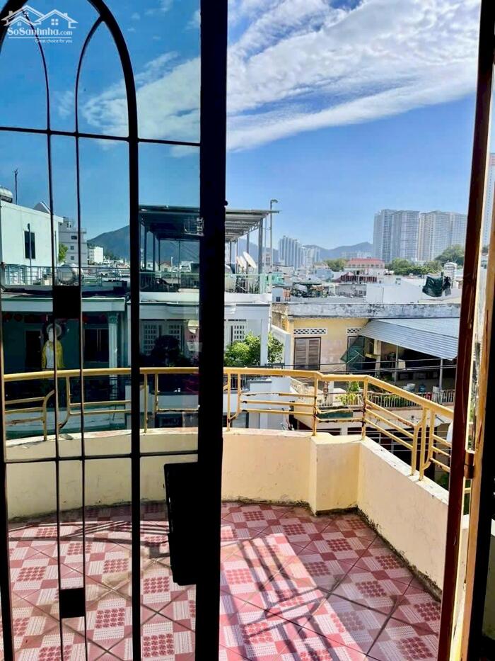 Hình ảnh BÁN NHÀ 4 TẦNG MẶT TIỀN THÁP BÀ – TRUNG TÂM KHU DU LỊCH SẦM UẤT 2