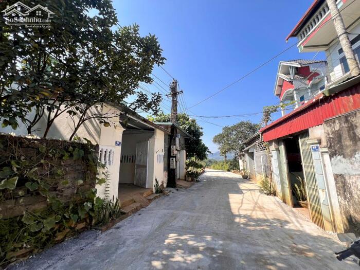 Hình ảnh Chính chủ gửi bán lô đất 90m sẵn nhà mái bằng trên đất. 1