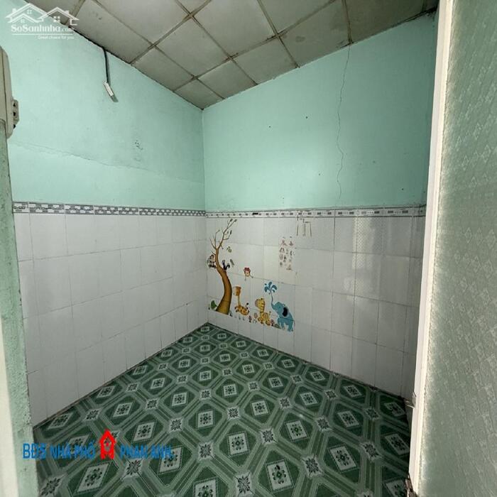 Hình ảnh Bán gấp nhà mặt phố Quận 9 | Vừa ở vừa KD | 60 m2 đất , chỉ có 4 tỷ.n.n.n. 2