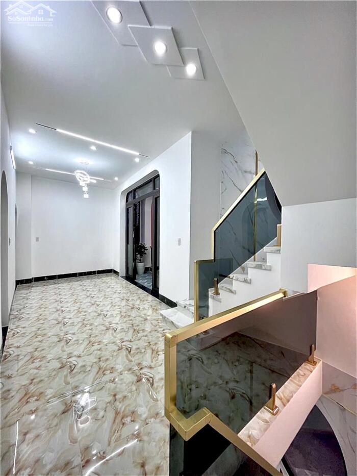 Hình ảnh Bán Nhà 1 Trệt 2 Lầu Sân thượng Góc 2 Mặt tiền Bờ kè Cái Sơn - Kế Chợ Nổi, P.An Bình, TP.Cần Thơ 9