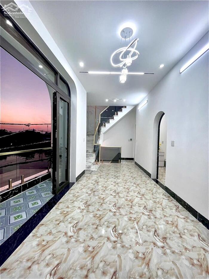 Hình ảnh Bán Nhà 1 Trệt 2 Lầu Sân thượng Góc 2 Mặt tiền Bờ kè Cái Sơn - Kế Chợ Nổi, P.An Bình, TP.Cần Thơ 10