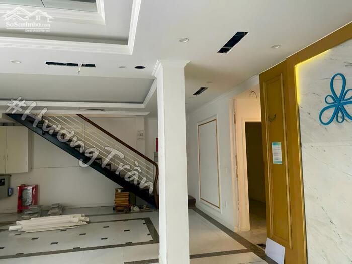 Hình ảnh 160 triệu - CHO THUÊ TÒA NHÀ 1.530m2, NGANG 15m MẶT TIỀN ĐƯỜNG LÝ TỰ TRỌNG, kế Công Viên LƯU HỮU PHƯỚC 2